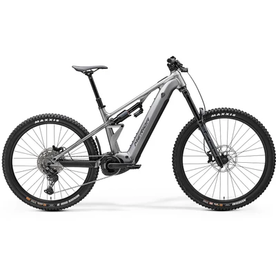 MERIDA eONE-EIGHTY 500 I1 FEGYVERSZÜRKE/FEKETE