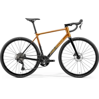 MERIDA SCULTURA ENDURANCE GR 700 VADMÉZ/FEKETE